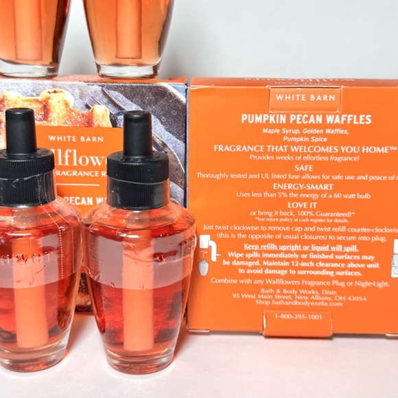 PUMPKIN PECAN WAFFLES Wallflowers - Picture 2 of 2